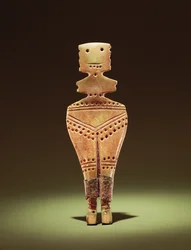 Figura de fertilidade, c.3000 aC (osso)